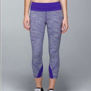 Lululemon run: inspire crop II Luxtreme size 4